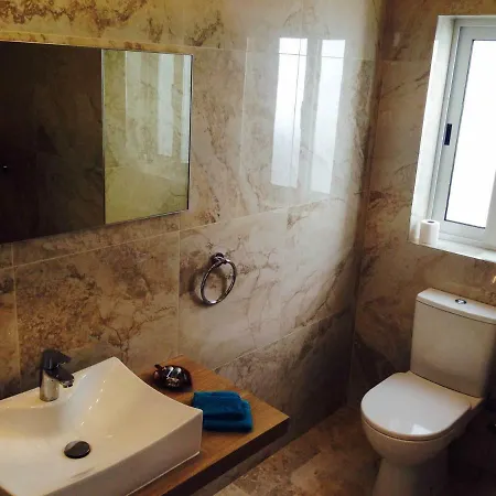アパート Luxurious Penthouse - Two Terraces & Sea-view *