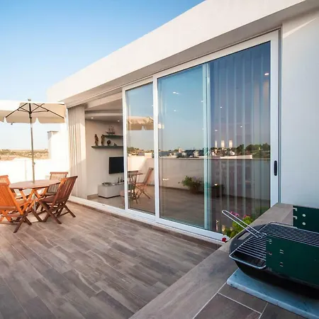 Luxurious Penthouse - Two Terraces & Sea-view * Marsaxlokk